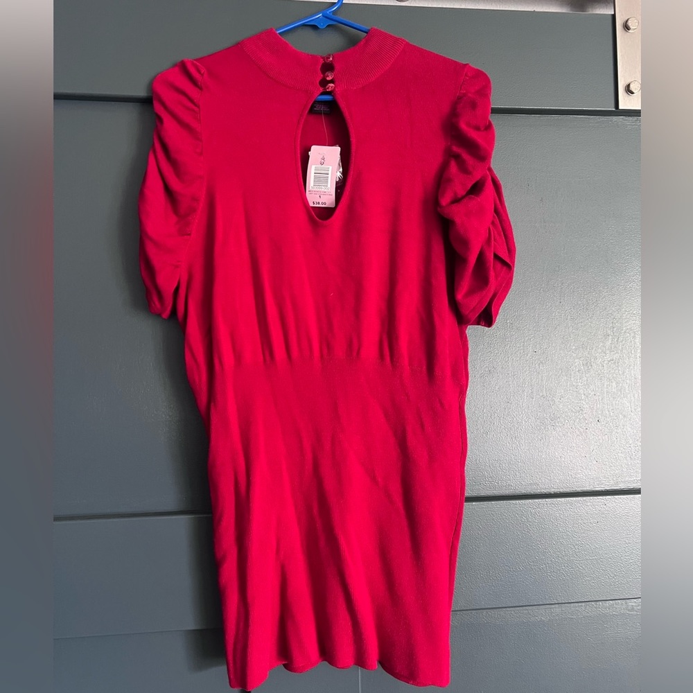 Torrid size 1 red sweater